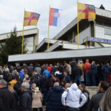 Vranje: Gradski odbor SNS demantuje da je kvota za miting 26. maja za Vranjance 3.000 ljudi 5