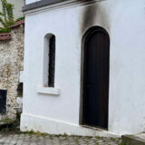 Kancelarija za KiM: Bačena eksplozivna naprava na crkvu Svetog Pantelejmona u Prizrenu 9