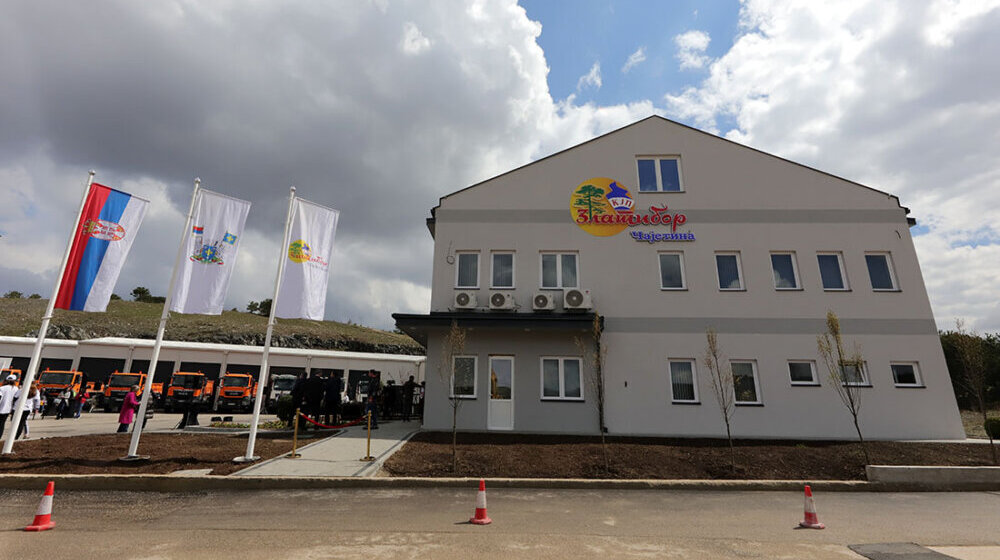 Novi poslovni kompleks komunalnog preduzeća na Zlatiboru 1