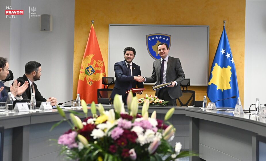 Abazović i Kurti potpisali sporazum o avio saobraćaju 1