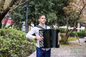 Najbolji harmonikaš sveta: Kako je mladić iz malog mesta u Mačvi osvojio Svetski kup u Švajcarskoj 3