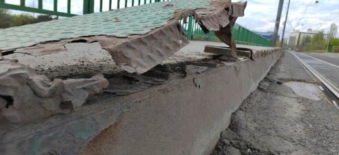 IMG_20230416_132853_b Rupe, rđa, murali: Kako izbliza izgleda stari Savski most (FOTO) 6