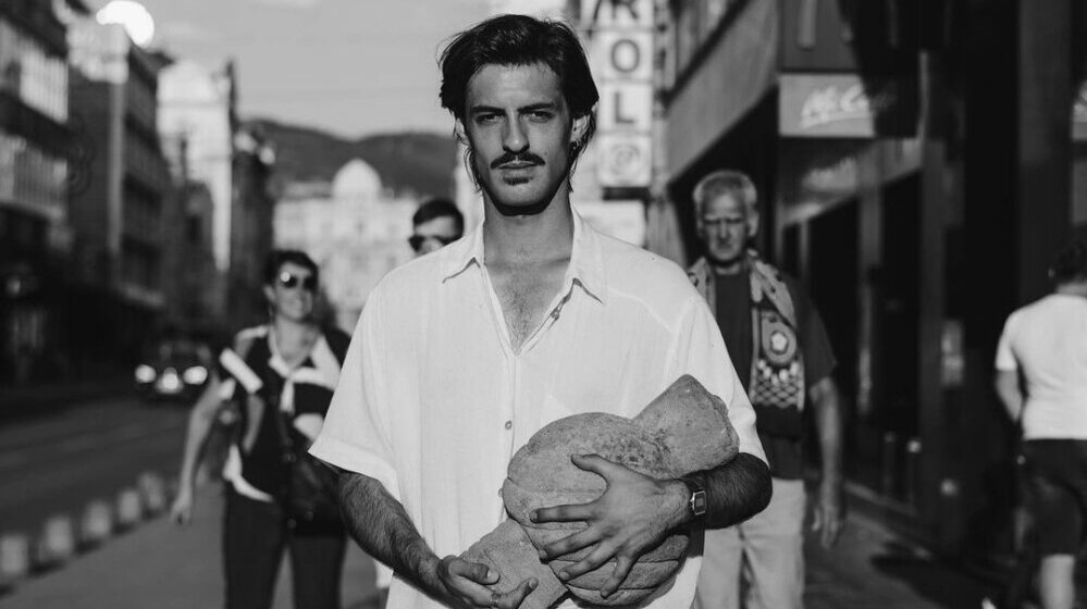 Izložba “Kod spomenika u 7”: O aspektima ljudskog odnosa prema mestima sećanja 1