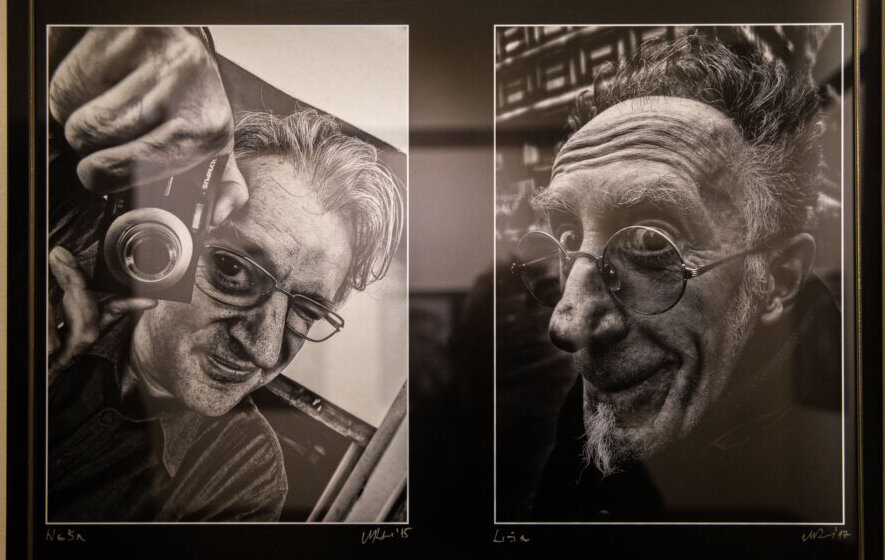 Kragujevčani u krivom ogledalu - Izložba Miroslava Petrovića u Domu omladine (FOTO) 1