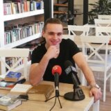 Maturant Valjevske gimnazije Nikola Petrović osvojio srebrnu medalju na Srpskoj olimpijadi filozofije 6