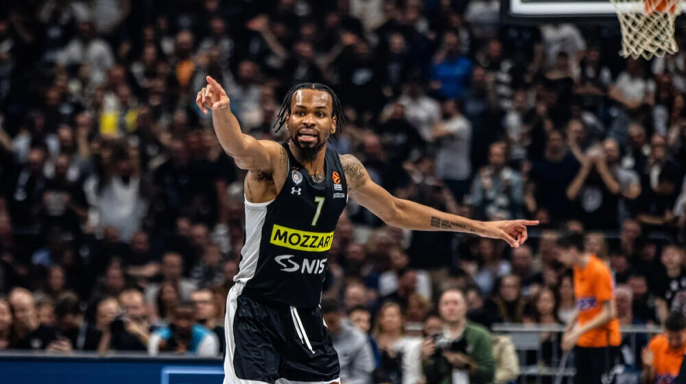 Španski mediji navode da bi kapiten Partizana mogao da zaigra za reprezentaciju Srbije: Panter menja istoriju evropske košarke 13