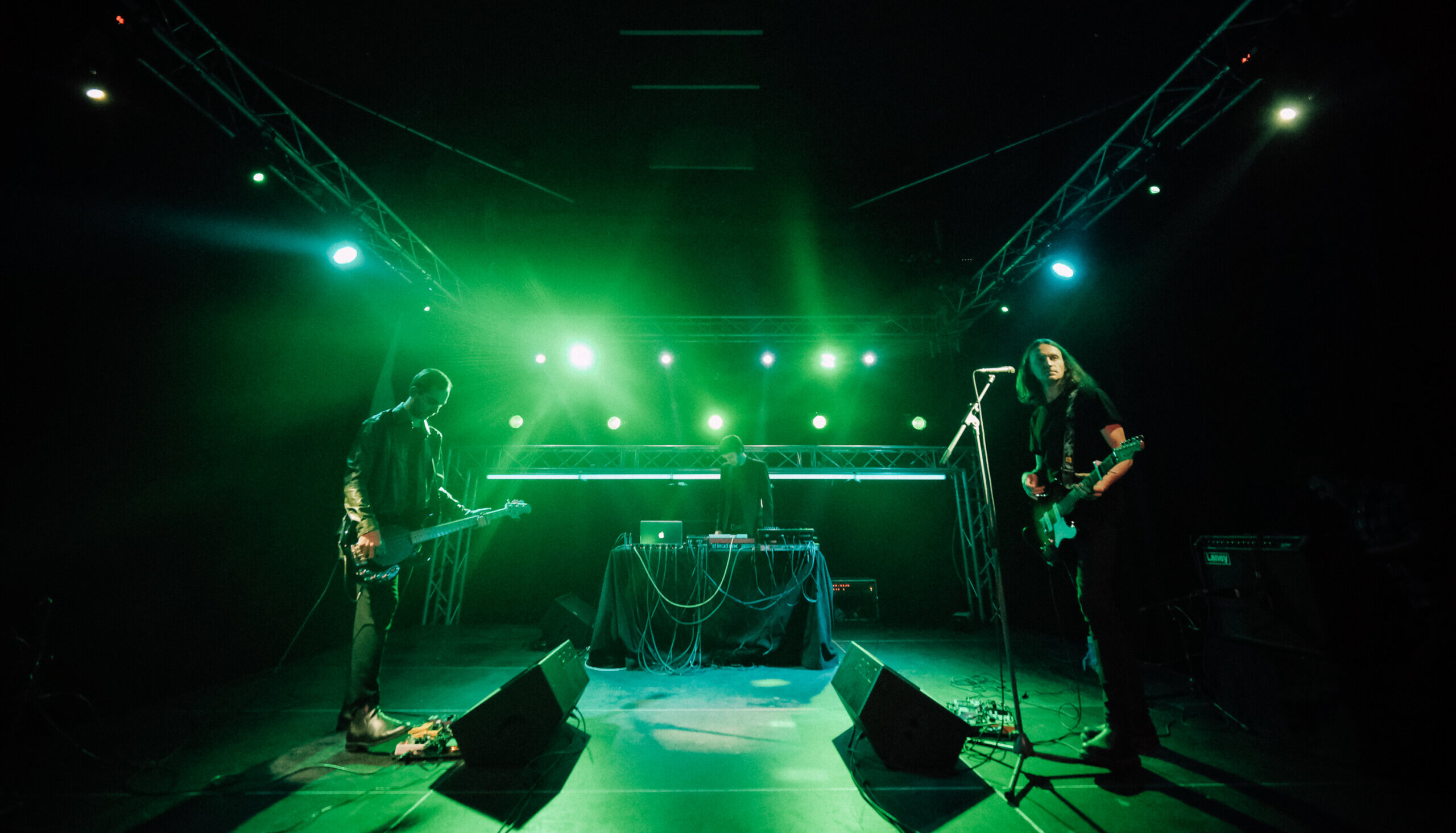 Njihova muzika je sve sem loša: Nastup ruskog benda Ploho na Balkanrock Sessions (VIDEO) 2 Njihova muzika je sve sem loša: Nastup ruskog benda Ploho na Balkanrock Sessions (VIDEO) 2