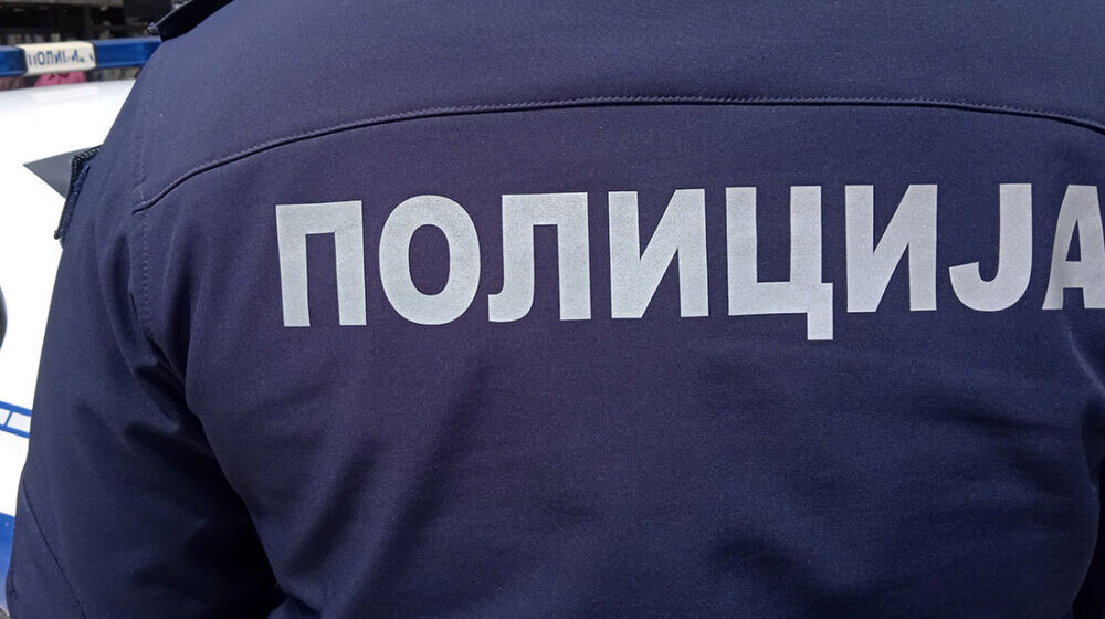 Srpska policijska unija zatražila policijski čas zbog masovnih ubistava 1