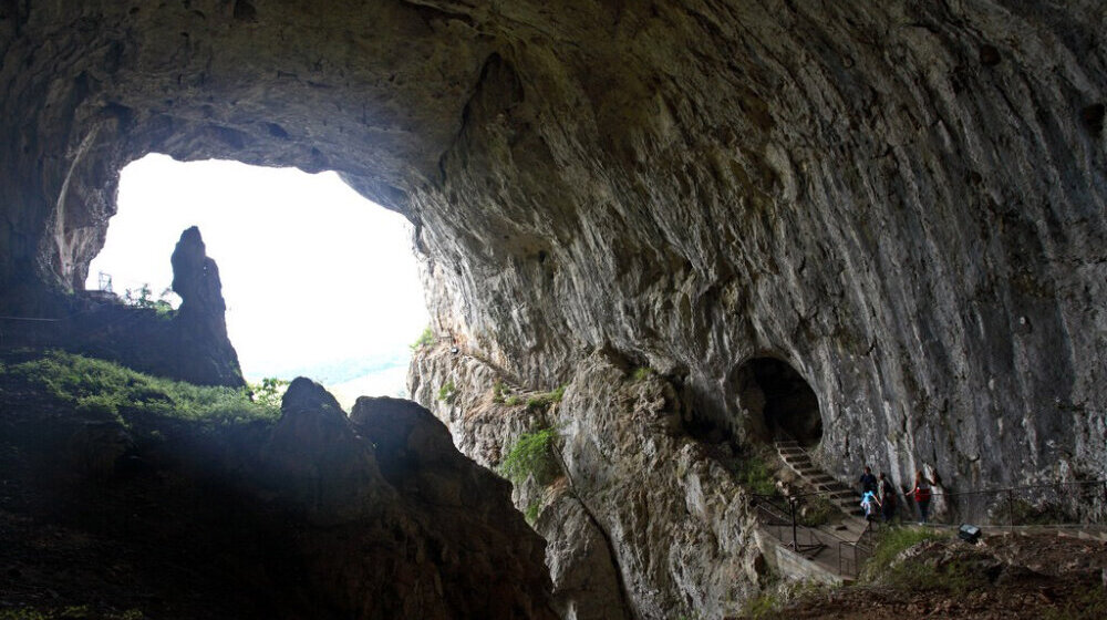 Šta posetioce očekuje u Potpećkoj pećini, a šta na užičkom Starom gradu 1