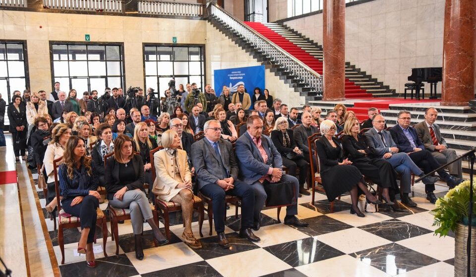 Vlada Vojvodine izdvojila dve milijarde dinara za zdravstvene ustanove 1