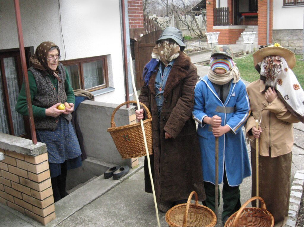 Od mazanja usta slaninom do "popa baksuza": Kako su babe sačuvale pravoslavlje u Srbiji 4 Od mazanja usta slaninom do "popa baksuza": Kako su babe sačuvale pravoslavlje u Srbiji 4
