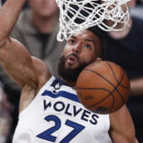 Incident na utakmici NBA lige, Gober udario saigrača (VIDEO) 4