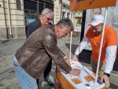 SSP Pravac Evropa - Kragujevac 02 Patriotizam je uvesti sankcije Rusiji: Dalibor Jekić SSP Kragujevac u akciji Pravac Evropa 2