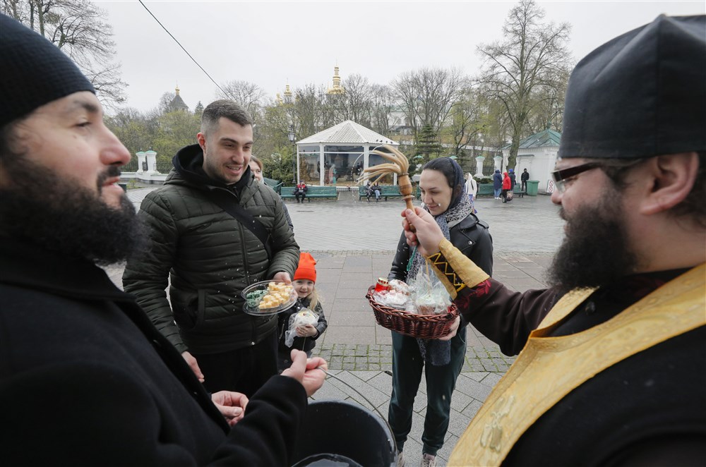 Kako je širom sveta dočekan i proslavljen Uskrs (FOTO) 7