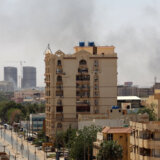 Francuska počela evakuaciju svojih državljana iz Sudana 12