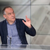 Veljko Pajović o Vučiću koji pravi palačinke: Da li je moguće da nam se to dešava i da mi to gledamo? 6