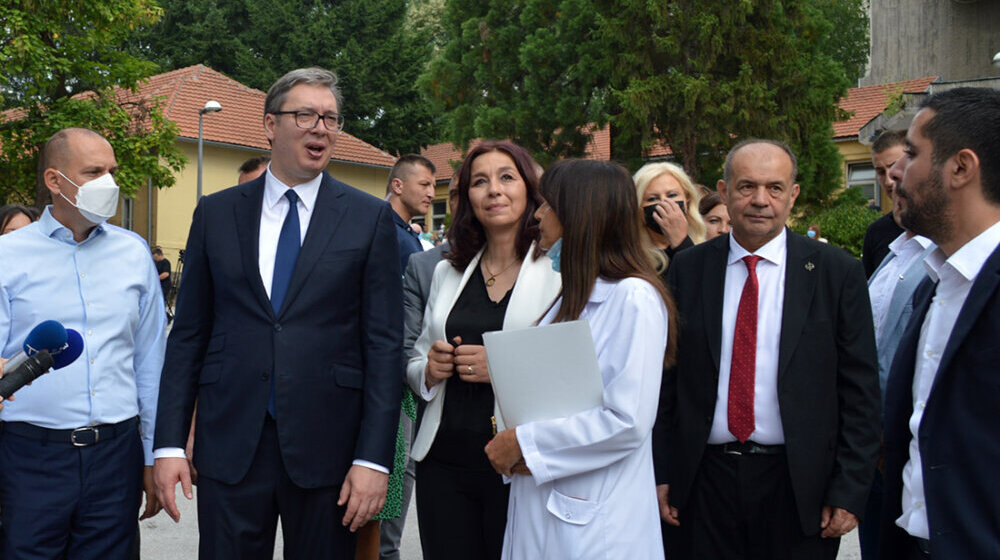 Zeleno-levi front: Vučićevo lažno obećanje o rekonstrukciji užičke bolnice 1