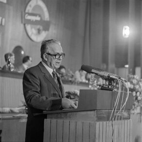 (FOTO) "Radilo se mnogo i živelo dobro": Bilo jednom u kragujevačkoj Crvenoj Zastavi 8