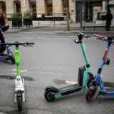 Skoro svi Parižani glasali protiv javnih samouslužnih trotineta za iznajmljivanje 4