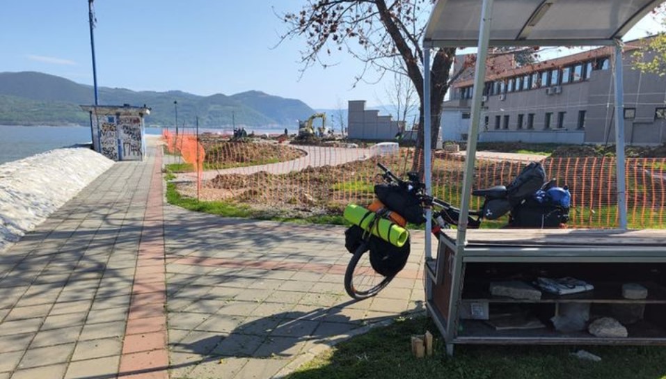 "Ovo putovanje posvećujem preminuloj supruzi": Šezdesetogodišnji Zoran Stanković iz Bora krenuo biciklom za Lisabon 3