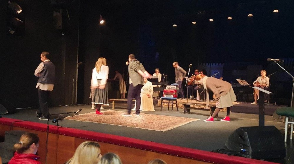 U Narodnom pozorištu Leskovac izvedena predstava zaječarskog teatra „Čehovljeva soba“ 1