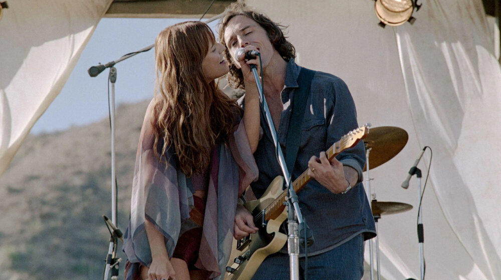 Recenzija serije "Daisy Jones And The Six": Došli smo po rokenrol žestinu, a dobili limunadu 1