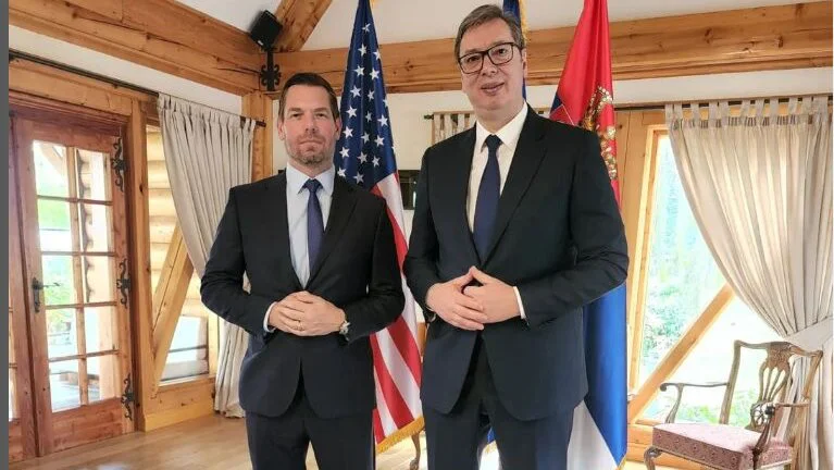 Vučić sa kongresmenom Erikom Solvelom o unapređenju saradanje sa SAD 1