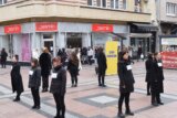 foto, protest zbog femicida centar za devojke 6, foto marija v. Performans “Žensko groblje” u centru Niša: Od početka godine u Srbiji ubijeno deset žena u porodično-partnerskom nasilju 3