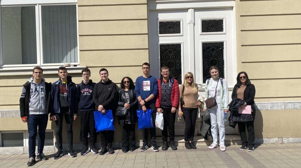 Vranjski gimnazijalci osvojili prvo i drugo mesto na državnom takmičenju iz matematike 1