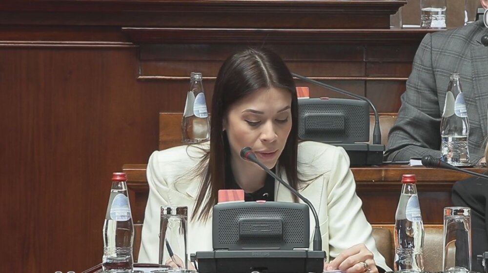 "Srbija ne upravlja otpadom, otpad upravlja Srbijom": Poruka Janka Veselinovića Ireni Vujović 1