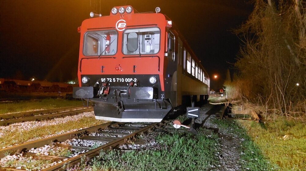 Iskliznulo šest vagona cisterni sa fosfornom kiselinom na pruzi Negotin-Zaječar 1