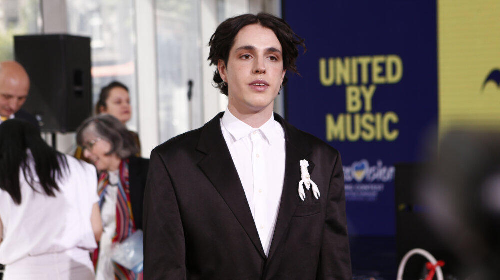 Luk Blek ispraćen na Evroviziju: Biković i Konstrakta su mu poželili sreću u Liverpulu 1