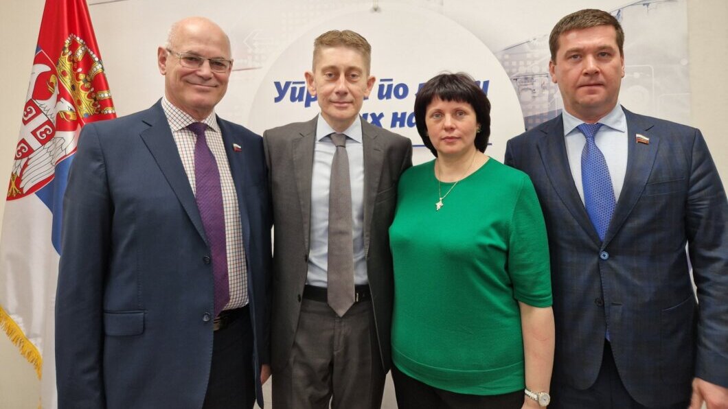 Aleksandar Martinović se sastao sa ruskom delegacijom 2 Aleksandar Martinović se sastao sa ruskom delegacijom 2