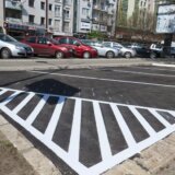 Obnovljen parking na desnoj strani Bulevara oslobođenja u Novom Sadu 8