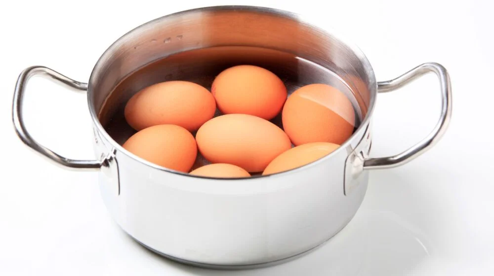 Koliko dugo se kuvaju jaja da bi žumance bilo tvrdo 1