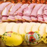 Tradicionalna gozba u brojkama: Koliko se kalorija krije u vašoj omiljenoj hrani 8