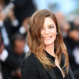 Ćerka Katrin Denev i Marčela Mastrojanija voditeljka Kanskog festivala : "Ona je oličenje hrabrosti" 10
