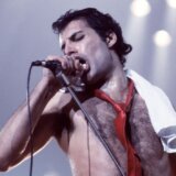 Kolekcija stvari Fredija Merkjurija ide na aukciju 5