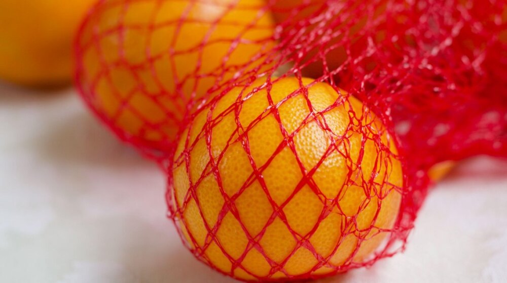 Nije slučajno što su pomorandže upakovane u crvenu mrežicu: Reč je o optičkoj iluziji koja nam vara mozak 1