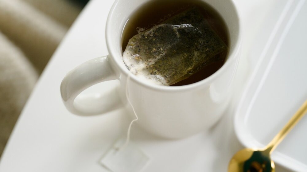 Pokušajte da umočite kesicu čaja u sudoperu sa prljavim posuđem: Ovaj savet će vam svakako dobro doći 1