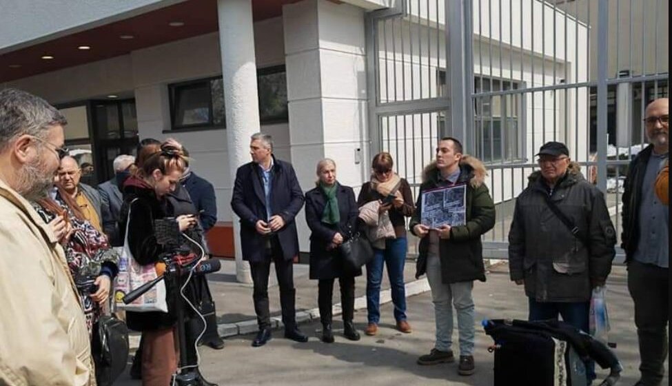 Protest ispred Centralnog zatvora u Beogradu sa zahtevom da se pusti Dejan Zlatanović 1