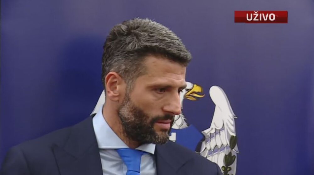 Više opozicionih stranka u gradskom parlamentu traži smenu Šapića 1