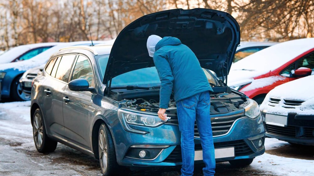 Kako izbeći pražnjenje akumulatora kada je napolju hladno? 1