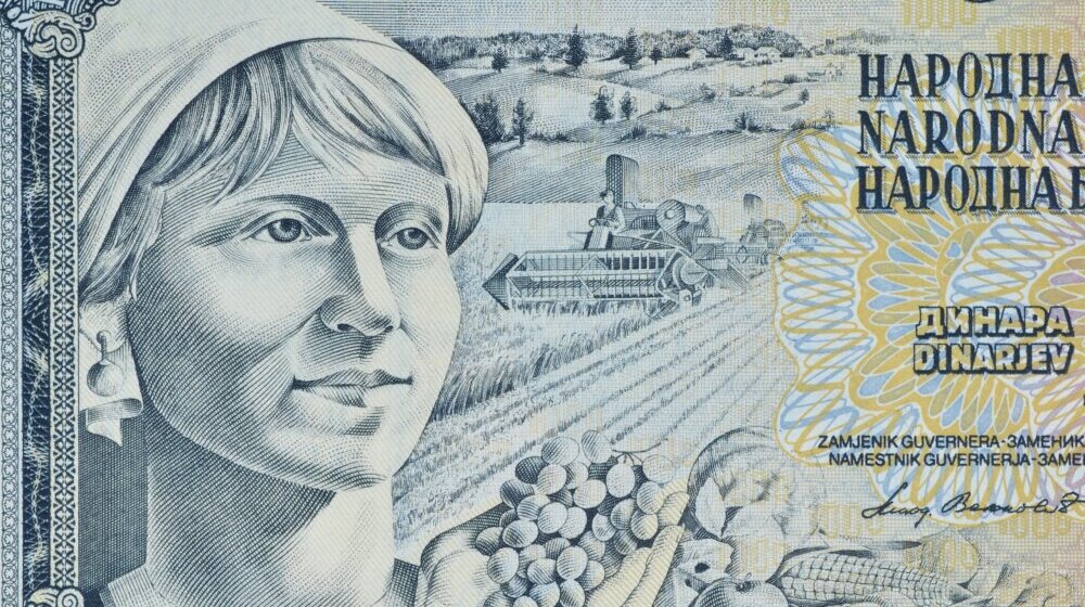 "Zovu me Ružica-inflacija": Ko je žena sa hiljadarke, najpoznatije jugoslovenske novčanice? 1