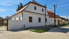 (FOTO) Najstarija kuća u Novom Sadu - Špilerov barokni dom - ponovo sija kao nekad 5