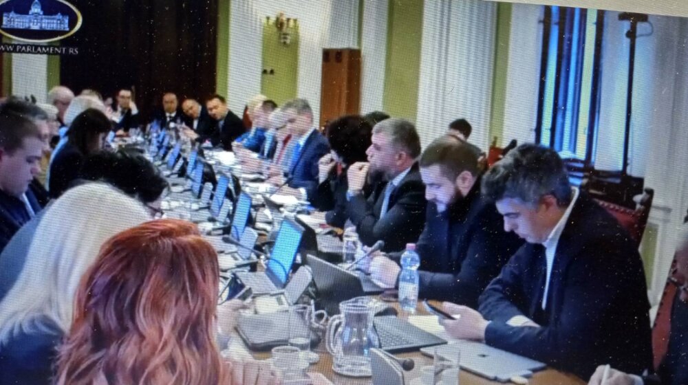 Srbija još neće uvoditi sankcije Rusiji: Članovi Odbora za spoljne poslove nisu prihvatili Rezoluciju koju je predložio Borko Stefanović 1 Srbija još neće uvoditi sankcije Rusiji: Članovi Odbora za spoljne poslove nisu prihvatili Rezoluciju koju je predložio Borko Stefanović 1