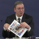 Izvini, predsedniče: Kako smo preskočili "izdržljivu prostatu" i "ludaka Kurtija" i odabrali da pišemo istinu 8