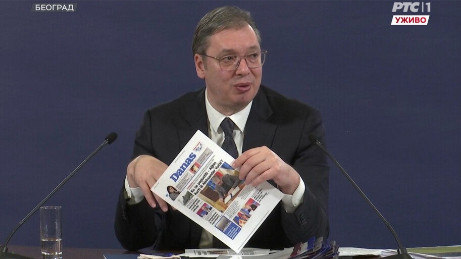 Izvini, predsedniče: Kako smo preskočili "izdržljivu prostatu" i "ludaka Kurtija" i odabrali da pišemo istinu 1