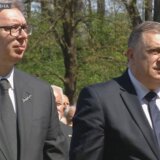 Vučić u Donjoj Gradini: Na izbore za okupacionog gaulajtera na severu Kosova izašlo samo nekoliko Srba 9