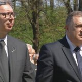 Vučić u Donjoj Gradini: Na izbore za okupacionog gaulajtera na severu Kosova izašlo samo nekoliko Srba 2